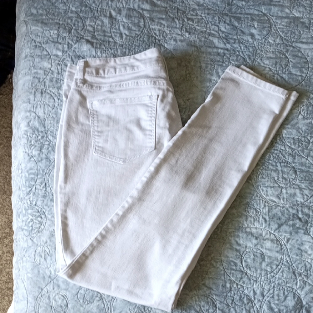 White Women's Skinny Jeans